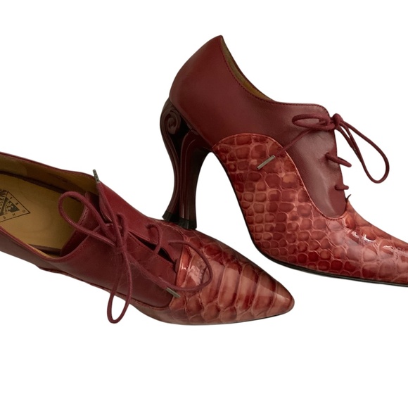 John Fluevog, Size 9, Red Ursala - Picture 1 of 7